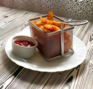 Cząstki ziemniaka w skórce 200 g