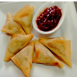 615 Wołowina z warzywami w sosie sezamowym