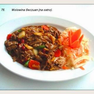76 Wolowina z warzywami, czosnkiem, pieprzem (gotowana)