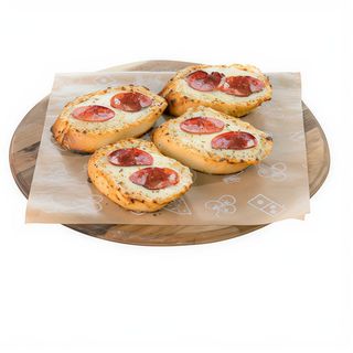 Pieczywo czosnkowe z serem i pepperoni