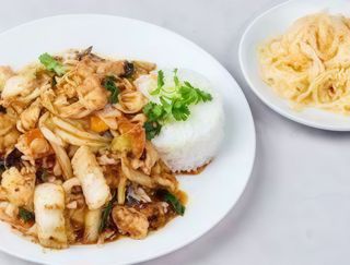 Kurczak z tajską bazylią