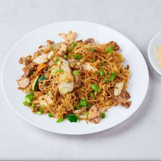 Bong bong noodle box z warzywami