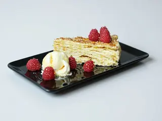 CAKES ( NAPOLEON