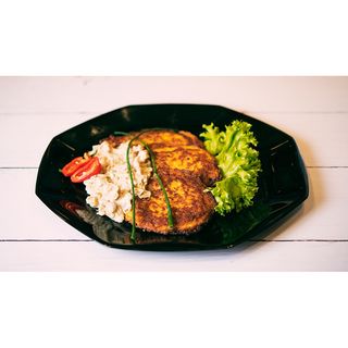 Placki ziemniaczane w sosie pieczarkowym