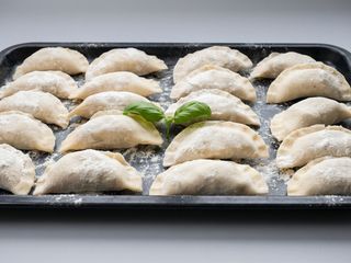 Pierogi z mięsem wołowym i cebulką 10szt
