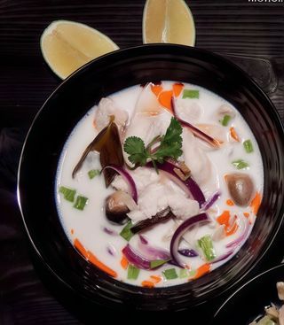 Tom kha z krewetkami