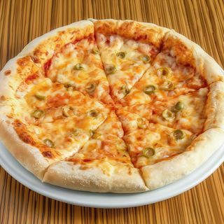 Pizza Oliwkowa 30cm,