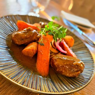 Duszone policzki wieprzowe 180g/150g