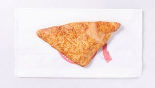 Koperta z jalapeno, salami i serem