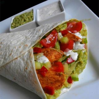 Tortilla guacamole duża