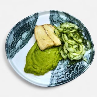 Filet z dorsza na puree z groszku