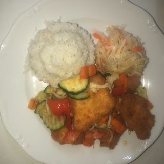 Kurczak chrupiący po Tajsku z warzywami