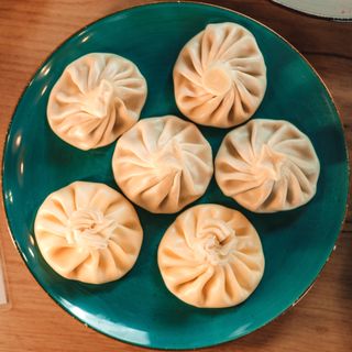 Chinkali z truskawkami i mascarpone 4szt