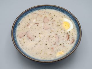 Żurek staropolski na boczku z jajkiem i kiełbasą 300ml