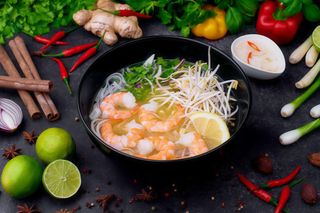 Pho tom z krewetkami