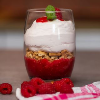 Mus malinowy z kremem mascarpone