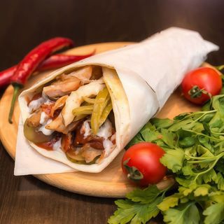 Tortilla z surówką star