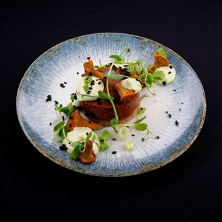 Tatar z suszonego pomidora i cukinii