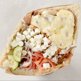 Kebab w Bułce z Serem