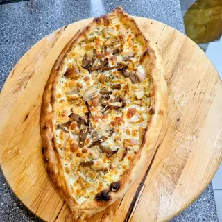 Pide z mięsem