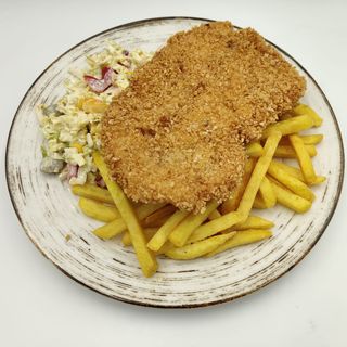 Filet z piersi kurczaka w chrupiącej panierce