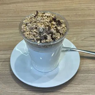 Jogurt z musli