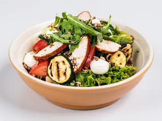 Sałatka Kurczak/Mozzarella 