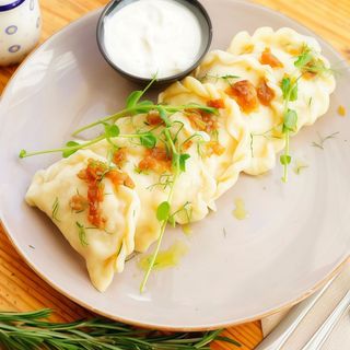 Pierogi z serem i z ziemniakami