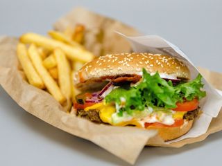 CLASSIC BURGER