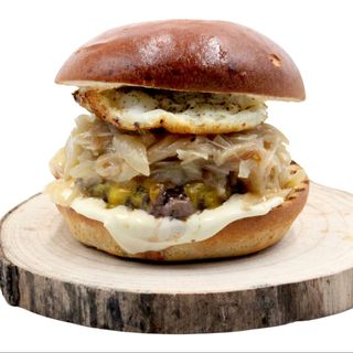 Zestaw Egg & Onion Burger + pieczone ziemniaki