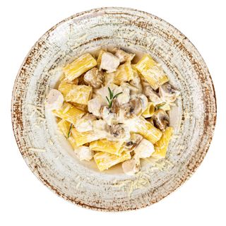 Rigatoni con pollo