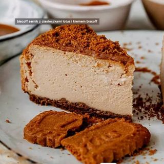 Sernik Lotus