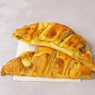 Warkocz  z serem, kurkami i mascarpone