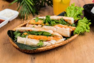 Bánh mì chay z sojowiną