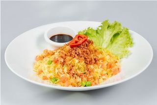 Smażony ryż z kurczakiem