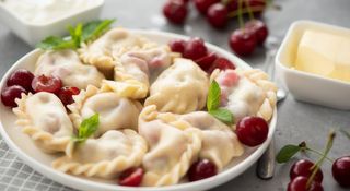Pierogi z wiśniami (7 sztuk)