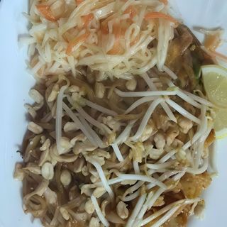 Pad Thai z wieprzowiną