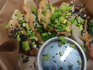 Pierożki Gyoza z Tofu i warzywami 6 szt