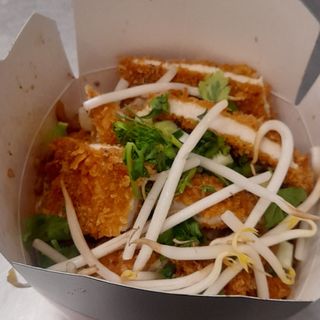 Box z sajgonkami wege