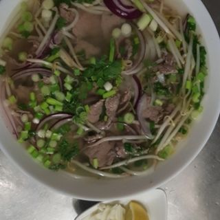 Zupa PHO Z WOŁOWINĄ 