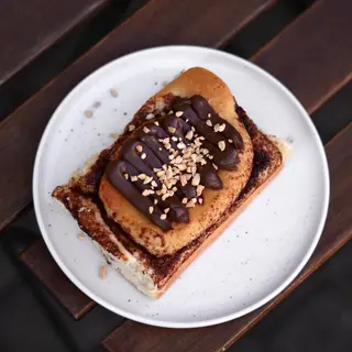 Cynamonka z wegańską nutelką