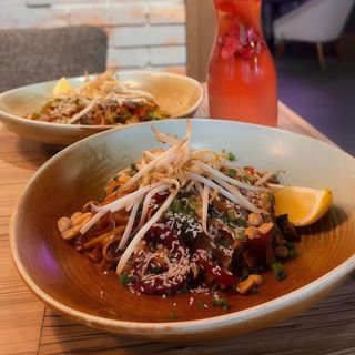 Pad Thai  z kurczakiem