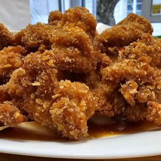 Wieprzowina chrupiąca w sosie ananasowym