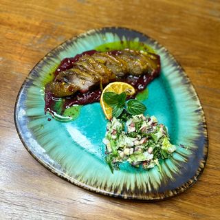 PIERŚ Z KACZKI W SOSIE SZARONOWO-CYTRYNOWYM 280G