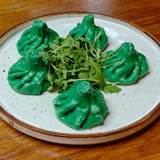 KHINKALI ZE SZPINAKIEM 300G