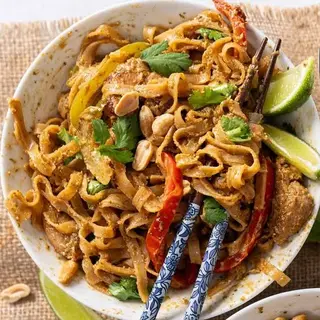 Spaghetti Satay z Kurczakiem