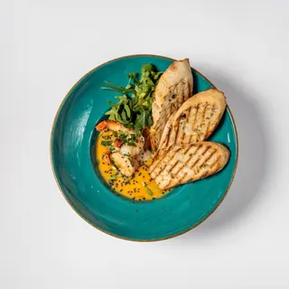 KREWETKI W MANGO