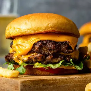 SEROWY KRÓL BURGER