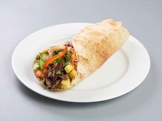 Kebab w chlebie egipskim mały