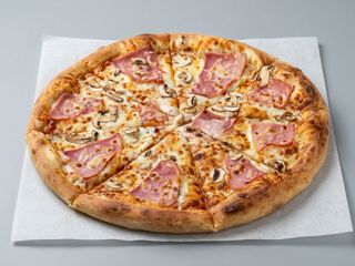 02. Pizza Klasyczna 40cm